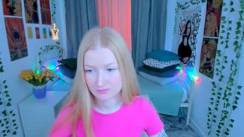 Laly online show from March 1, 2025, 4:11 pm
