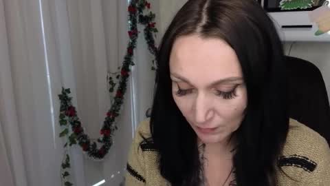 Snapshot of lalyaskyy chatting on December 18, 2025, 10:21 am Lalya online show from December 18, 2025, 10:21 am