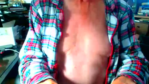 lamarbrazil online show from March 12, 2026, 3:18 pm