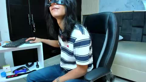 Bella  Dante online show from October 13, 2025, 10:32 pm