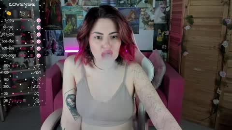 just call me Lana  and her security online show from January 16, 2025, 2:51 pm