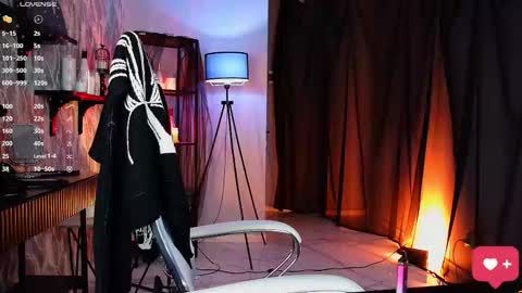 just call me Lana  and her security online show from February 26, 2026, 8:35 am