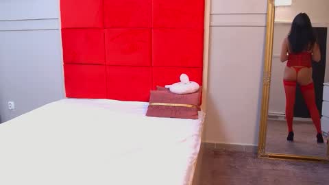 LanaBanner online show from November 19, 2025, 6:24 am