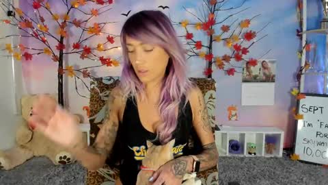 Lana Del Bae online show from September 16, 2025, 1:39 am