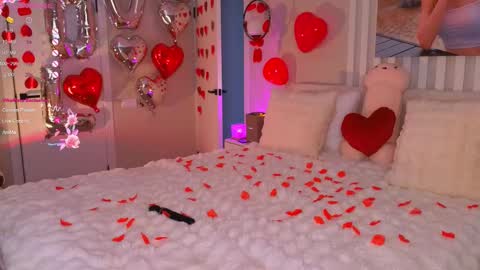 Milana online show from February 13, 2025, 5:26 am