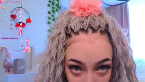 Milana online show from February 25, 2025, 5:52 am