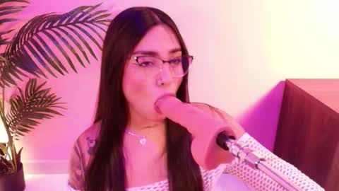 LANA online show from March 19, 2026, 4:38 am