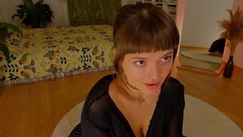 Lana online show from January 15, 2025, 6:51 pm