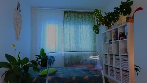 Lana online show from February 14, 2025, 12:57 pm