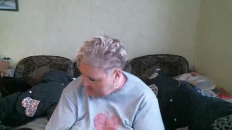 lanacat555 online show from November 29, 2025, 11:13 am