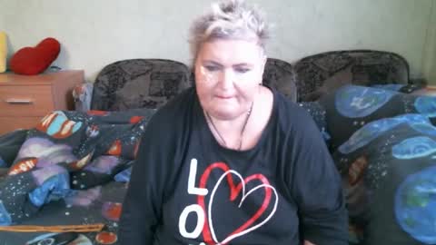 lanacat555 online show from February 20, 2026, 11:11 am