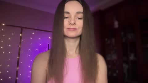 Lana online show from February 9, 2025, 9:06 pm