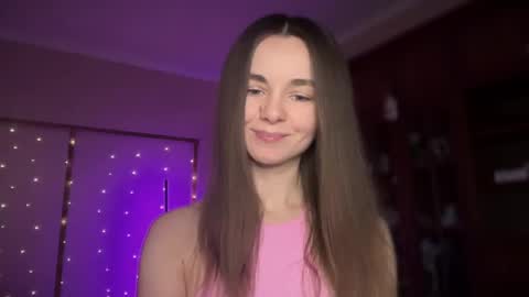 Lana online show from February 11, 2025, 8:42 pm