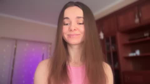 Lana online show from February 26, 2025, 8:48 am