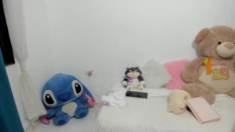 Lana  online show from February 19, 2025, 8:01 am