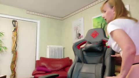 Snapshot of lanasweet9 chatting on January 6, 2025, 6:31 pm Lana online show from January 6, 2025, 6:31 pm