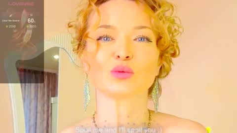 lanavibes online show from March 13, 2026, 12:12 pm