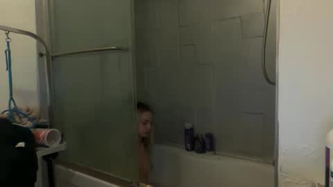 lanaxsharapova online show from March 4, 2026, 2:50 am