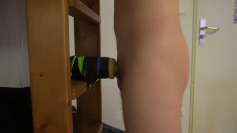 lanceguerr  online show from April 17, 2026, 3:48 pm