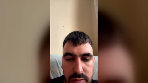 Snapshot of lander920612 chatting on February 14, 2026, 11:18 am lander920612 online show from February 14, 2026, 11:18 am