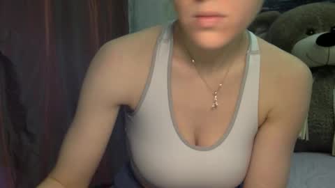 langoria online show from November 14, 2025, 6:39 pm