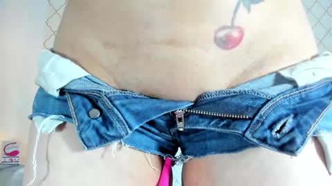 Snapshot of lanhaexotik chatting on March 1, 2025, 3:38 pm lanhaexotik online show from March 1, 2025, 3:38 pm