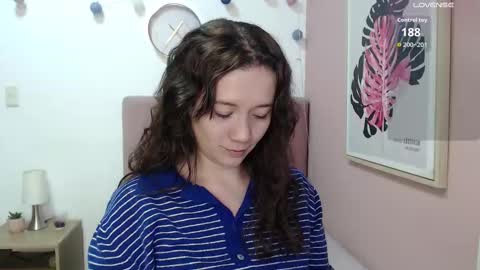 Lanna online show from February 5, 2026, 1:16 pm