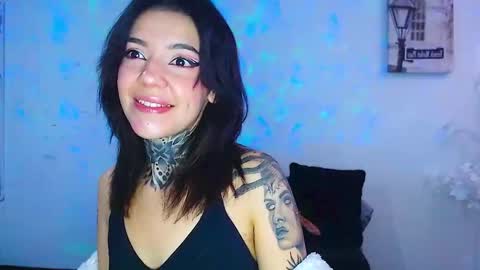 LANNIE   online show from September 10, 2025, 3:56 pm