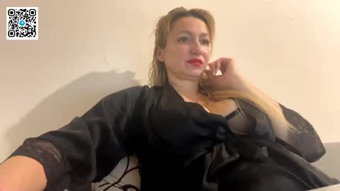 Olena online show from January 18, 2026, 5:06 pm