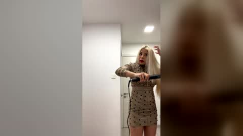 lara_11_11 online show from March 20, 2026, 6:24 pm