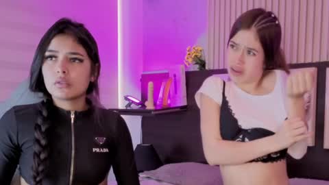 Snapshot of lara_as chatting on April 24, 2026, 1:35 pm lara_as online show from April 24, 2026, 1:35 pm