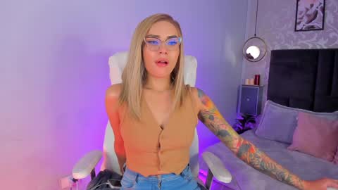 Lara online show from February 8, 2025, 4:03 am