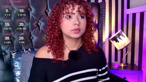 lara_curly online show from April 24, 2026, 10:28 am