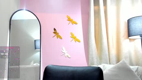      700  200   online show from January 31, 2025, 3:11 pm