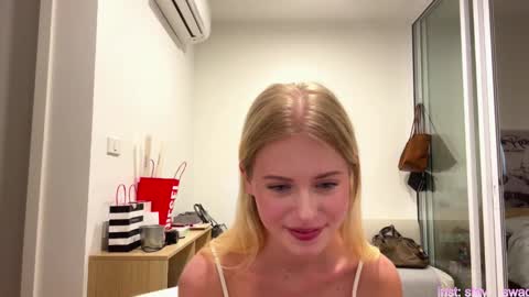 Stella online show from February 17, 2026, 10:12 am