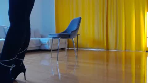 LaraKanes online show from January 15, 2026, 10:53 am