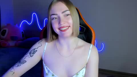 Snapshot of larakrein_lk chatting on October 22, 2025, 7:46 pm LaraKrein lk online show from October 22, 2025, 7:46 pm