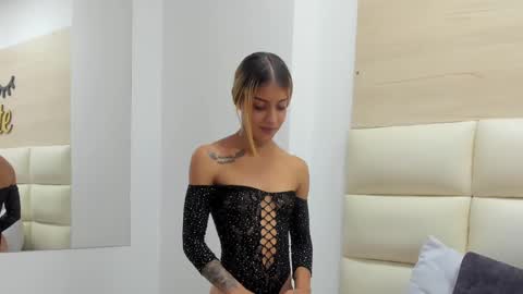 LARA online show from February 22, 2025, 7:58 pm