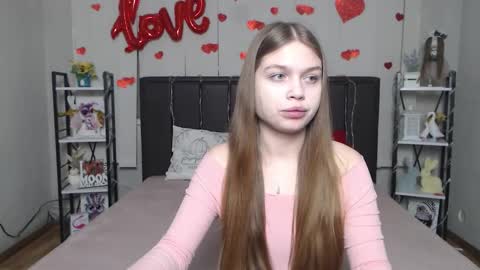 LaraPika online show from February 19, 2026, 6:31 am