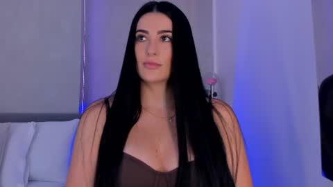 Snapshot of laravillalobos chatting on July 11, 2026, 9:49 pm Laura online show from July 11, 2026, 9:49 pm