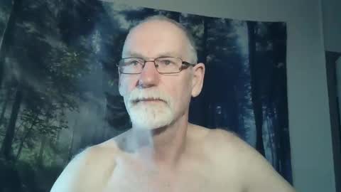 Larbie online show from December 27, 2024, 3:37 pm