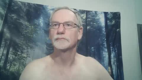 Larbie online show from March 1, 2025, 9:37 pm