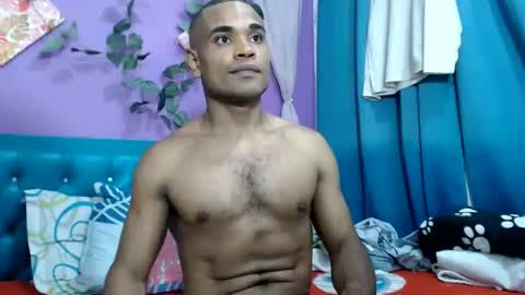 Snapshot of larenz_tate chatting on May 11, 2026, 6:38 pm larenz_tate online show from May 11, 2026, 6:38 pm