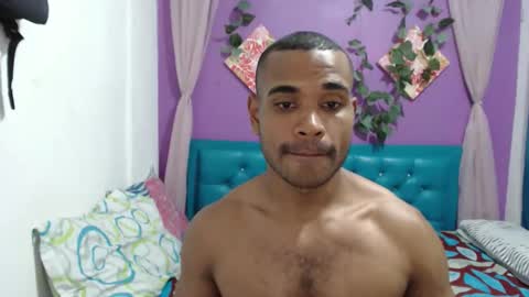 Snapshot of larenz_tate chatting on May 27, 2026, 7:11 pm larenz_tate online show from May 27, 2026, 7:11 pm