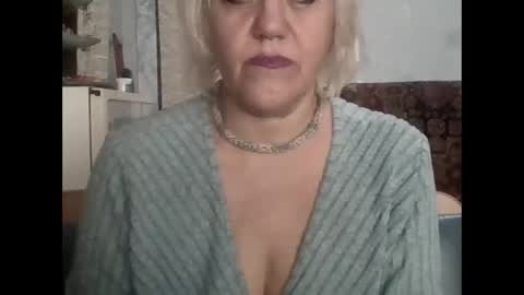 larisaq4ugo24 online show from January 13, 2026, 9:03 am