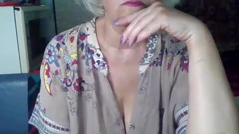 Snapshot of larisaq4ugo24 chatting on June 25, 2026, 11:15 am larisaq4ugo24 online show from June 25, 2026, 11:15 am