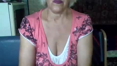 Snapshot of larisaq4ugo24 chatting on July 4, 2026, 8:09 am larisaq4ugo24 online show from July 4, 2026, 8:09 am