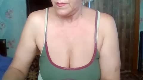 Snapshot of larisaq4ugo24 chatting on July 27, 2026, 6:53 am larisaq4ugo24 online show from July 27, 2026, 6:53 am