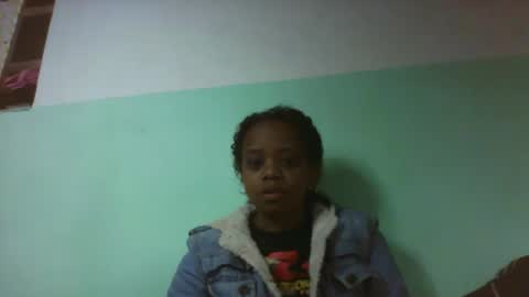 larissa645771 online show from September 23, 2025, 6:55 pm