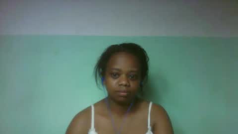 larissa645771 online show from September 26, 2025, 6:56 pm